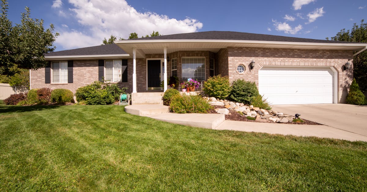 Roof area + fence & driveway cost planning before listing (2026) | CalculaSite