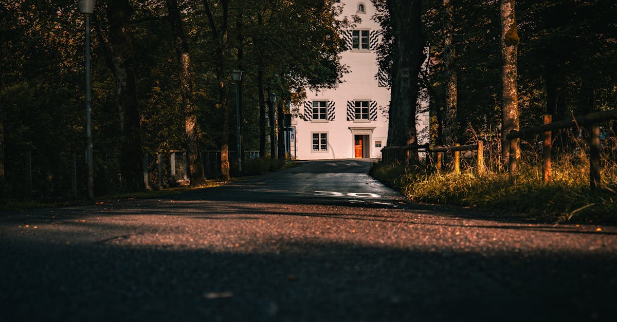 Asphalt driveway cost vs millings calculator (2026) | paving tradeoffs | CalculaSite