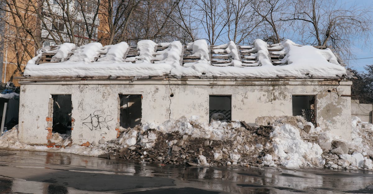 Roof leak water damage restoration cost (2026) | CalculaFast